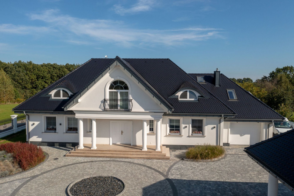 CREATON - dachówka ceramiczna KLASSIK FINESSE czarna glazurowana