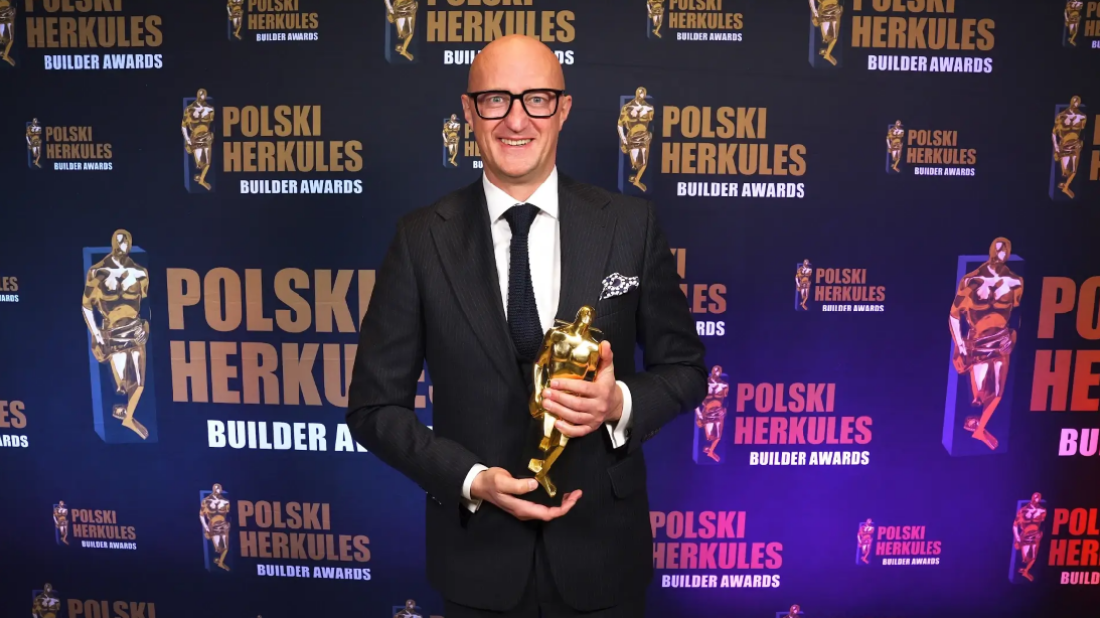 Tomasz Grela - lider, który zmienia polskie budownictwo. Prezes Aluprof z tytułem "Polski Herkules 20-lecia"