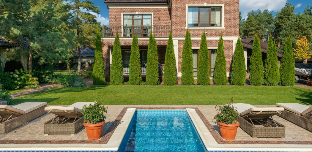 Jak dbać o meble ogrodowe, aby służyły przez wiele sezonów?