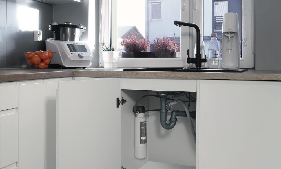 Filtry w szafce kuchennej do wody