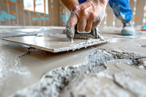 Jak przygotować podłoże przed układaniem wykładzin i parkietu? Klucz do trwałości i piękna Twojej podłogi