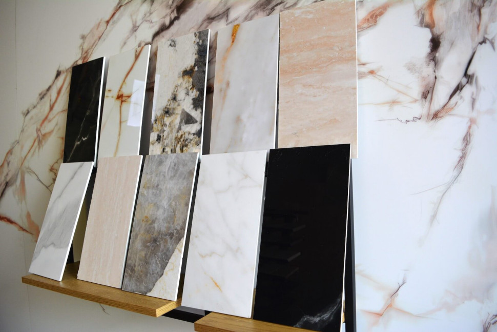 Nowoczesne płyty węglowe imitujące kamień