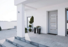 Drzwi wejściowe z aluminium czy PVC - które wybrać?