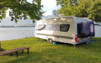 Stawiasz przyczepę kempingową na działce? Ten błąd może kosztować fortunę