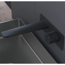 Designerska ścienna bateria umywalkowa XELO