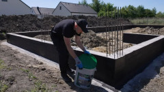 Hydroizolacja fundamentu - Isolastik i Grunt Bitumiczny