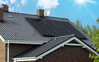 Masz taki dach? Nie zamontujesz paneli PV i stracisz na fotowoltaice!
