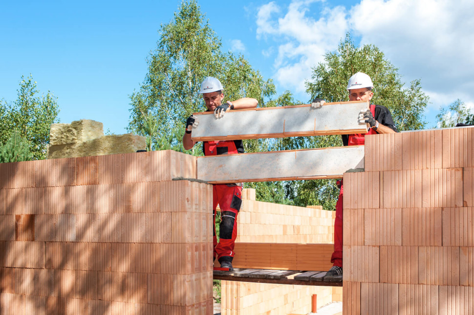 elementy systemowe do wnoszenia ścian jednowarstwowych z ceramiki poryzowanej