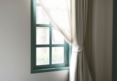 Parapet wewnętrzny to przeżytek - zobacz, czym go zastąpić i jak wykończyć okno