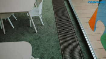 Odkryj, jak polskie grzejniki kanałowe REGULUS-system ogrzewają Centrum Usług Wspólnych Przystań Widna 2 w Gdyni