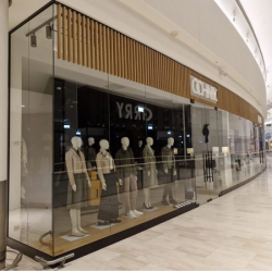 Witryny sklepowe drzwi szklane