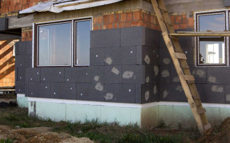 Zawyżane koszty termomodernizacji. Rząd mówi „dość” i ustala oficjalny cennik