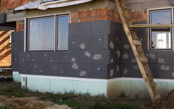 Zawyżane koszty termomodernizacji. Rząd mówi „dość” i ustala oficjalny cennik