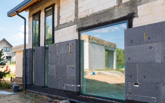 Czy warto samemu ocieplić dom? Jeden błąd i odbioru nie będzie!