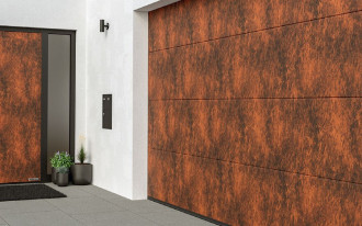 Jak zaprojektować wyjątkową bramę garażową? Jakie powierzchnie bram segmentowych są dostępne na rynku?