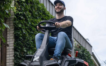Masz duży trawnik? Zapomnij o męczącym koszeniu - jest lepsze rozwiązanie