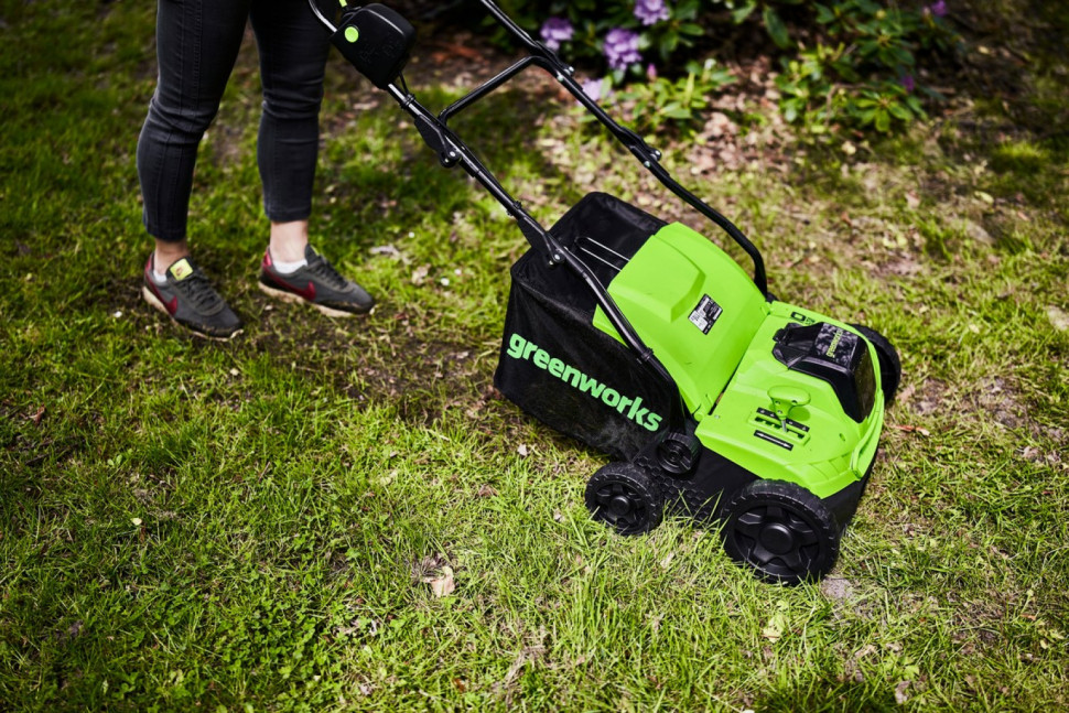 Koszenie świeżo założonego trawnika będzie łatwiejsze z kosiarkami Greenworks