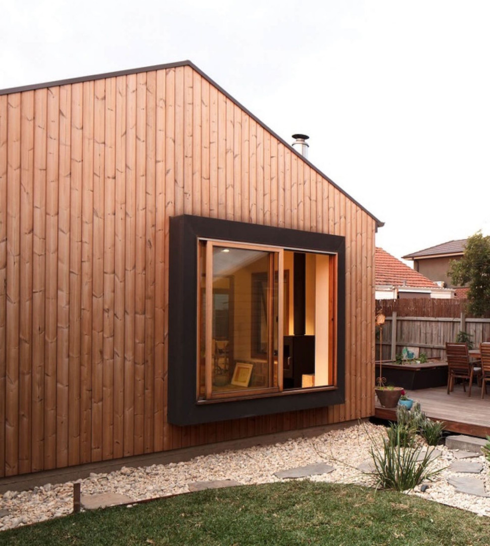 drewno na elewacji domu