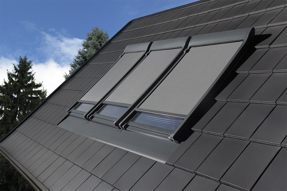 Markizy zewnętrzne AMZ KOMFORT do okien dachowych. fot. FAKRO