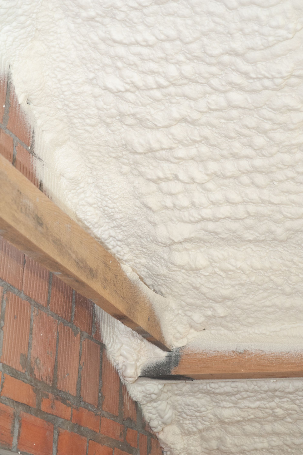 Piana PUR nakładana metodą natryskową