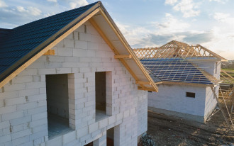 Automatyka w domach jednorodzinnych obowiązkowa od 2026 - poznaj nowe wymagania techniczne