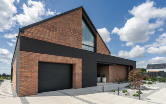 Ile kosztuje brama garażowa? Poznaj rodzaje bram do garażu i ich ceny