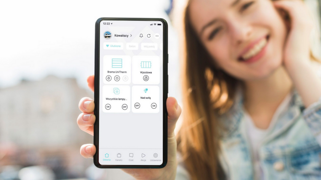 Smart brama garażowa - technologia, która odmienia codzienne życie
