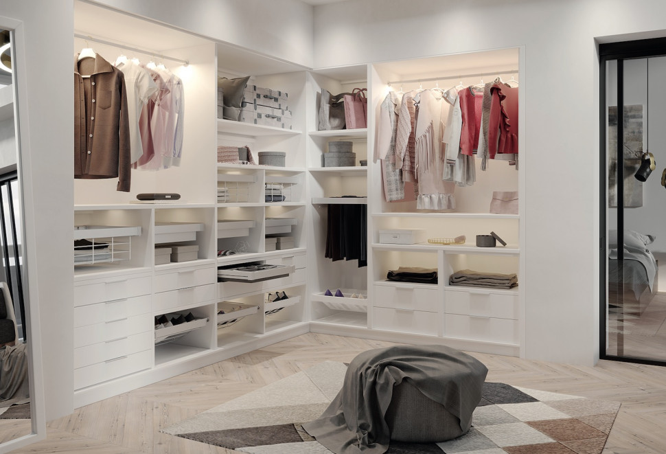 oświetlenie w garderobie