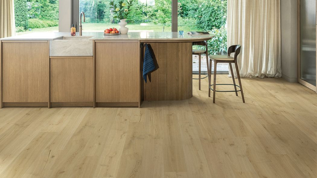Panele laminowane QUICK-STEP - wodoodporne piękno w nowej odsłonie