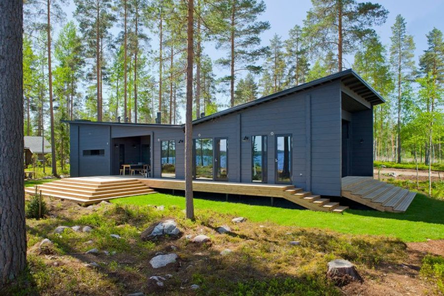 Drewniany dom z bali – naturalne serce rodziny. Zbudowany z drewna, które zapewnia spokój i wyjątkową atmosferę, stworzy azyl dla Twoich bliskich. To inwestycja w zdrowie i szczęście Twojej rodziny.