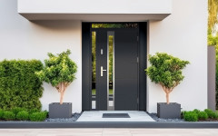 Nowoczesne drzwi zewnętrzne - jak połączyć energooszczędność, bezpieczeństwo i design?   