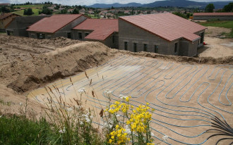 Pompa ciepła gruntowa vs. powietrzna - wybór, który decyduje o kosztach na lata