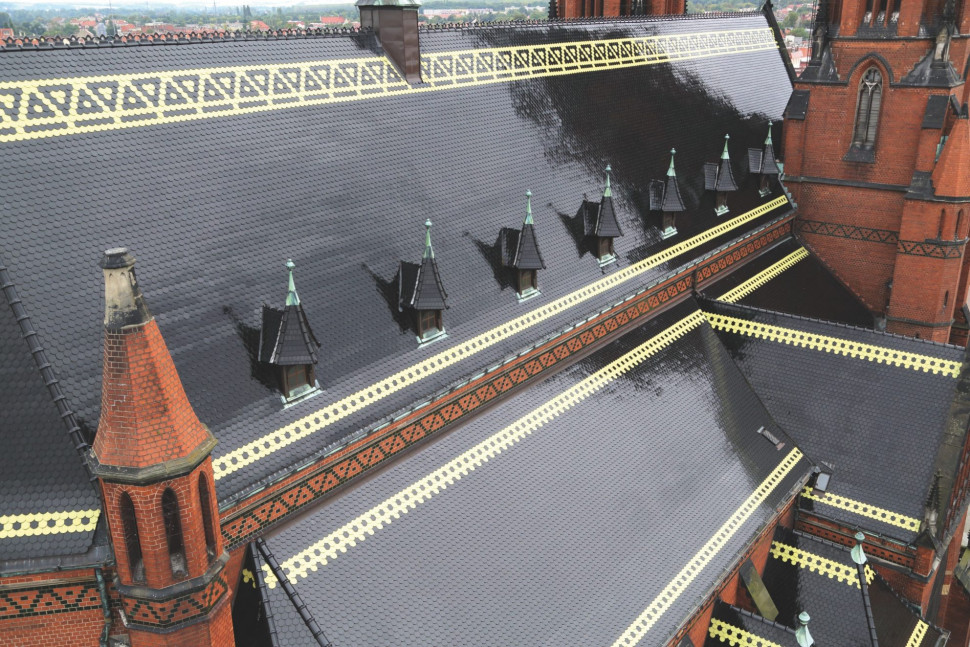 Katedra Apostołów Św. Piotra i Pawła w Legnicy.