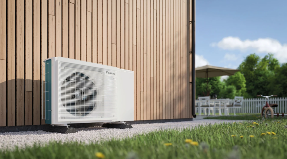 Pompy ciepła, kotły na biomasę, ciepło sieciowe, energia elektryczna – w nowych domach od 2030 r. będziemy musieli wybrać tylko spośród nich.