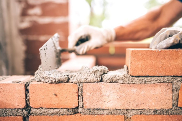 Zamiast tradycyjnego betonu wybierają "gotowce". Różnicę widać już po 2 godzinach