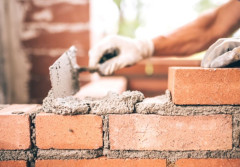 Zamiast tradycyjnego betonu wybierają "gotowce". Różnicę widać już po 2 godzinach