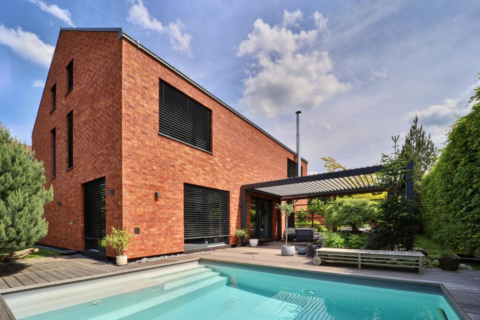 piękna elewacja z klinkieru