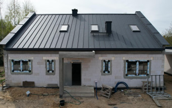 Jakie zalety ma autoklawizowany beton komórkowy? Dom z ABK w praktyce - radzi kierownik budowy