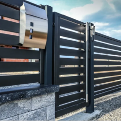 Słupki ogrodzeniowe