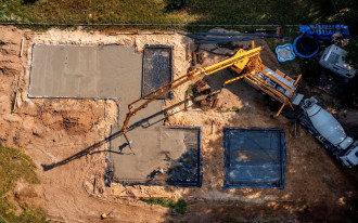 Czy warto inwestować w płytę fundamentową z izolacją termiczną?