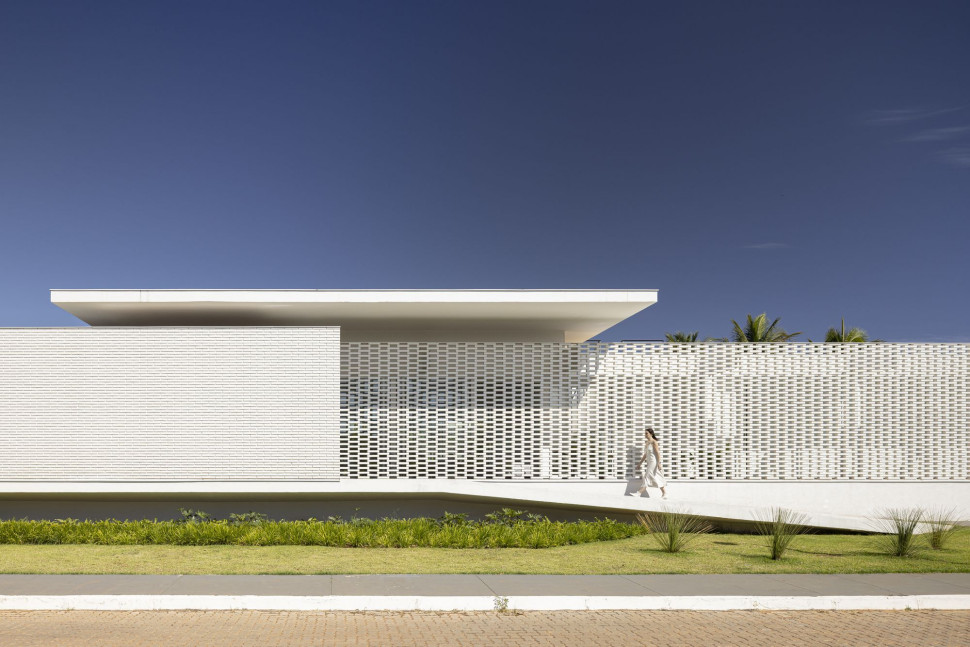 fot. White Bricks House – Brazil – Bloco arquitetos ©Joana Franca