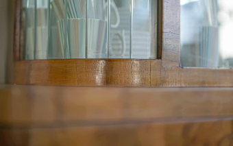 Stare meble w nowoczesnym wnętrzu: praktyczny przewodnik, który odświeża przestrzeń bez przebudowy