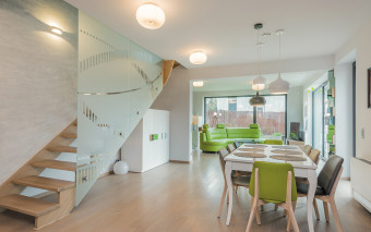 Czy warto zdecydować się na zdalne sterowanie oświetleniem? Te zalety Cię przekonają