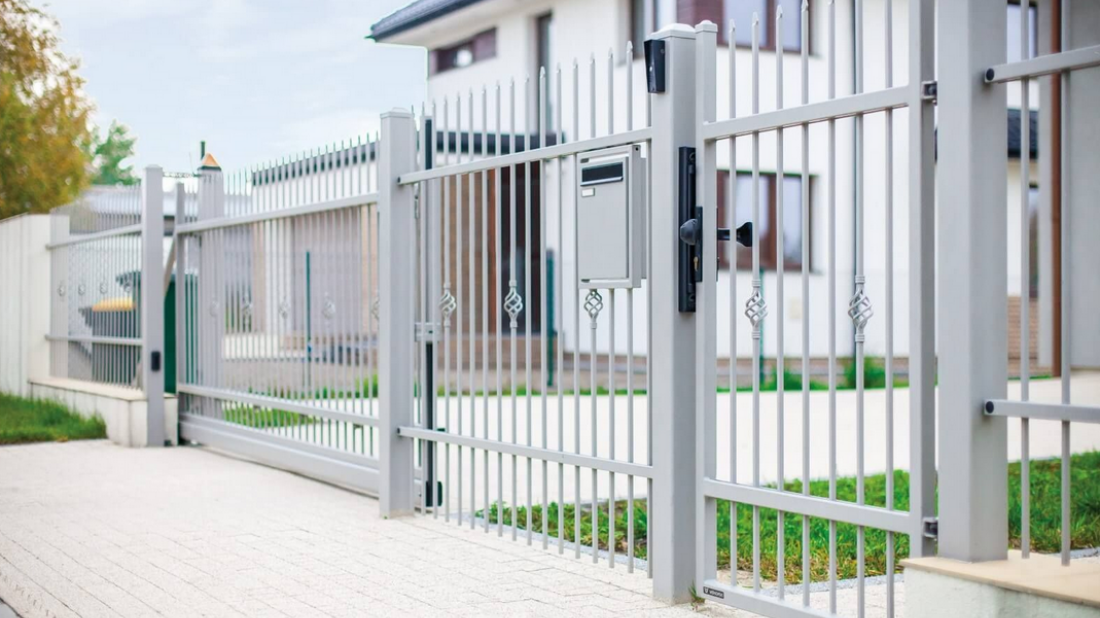 Jak wybrać idealne ogrodzenie: praktyczny przewodnik po rodzajach, stylach i montażu Jak wybrać idealne ogrodzenie: praktyczny przewodnik po rodzajach, stylach i montażu