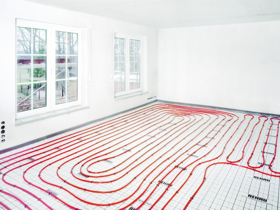 pompa ciepła z kotłem w nowym domu