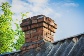 Na czym polega frezowanie komina i ile kosztuje? Rozwiercenie kanału [Poradnik]