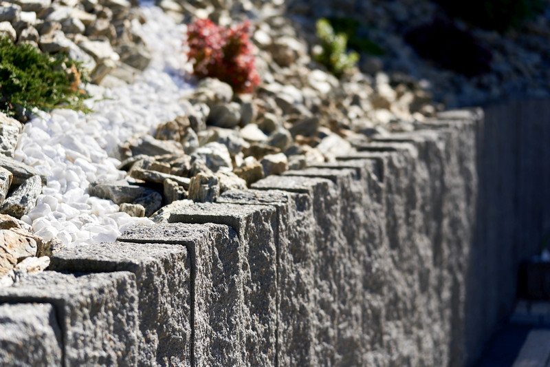 Palisada Cios Skalny czarna