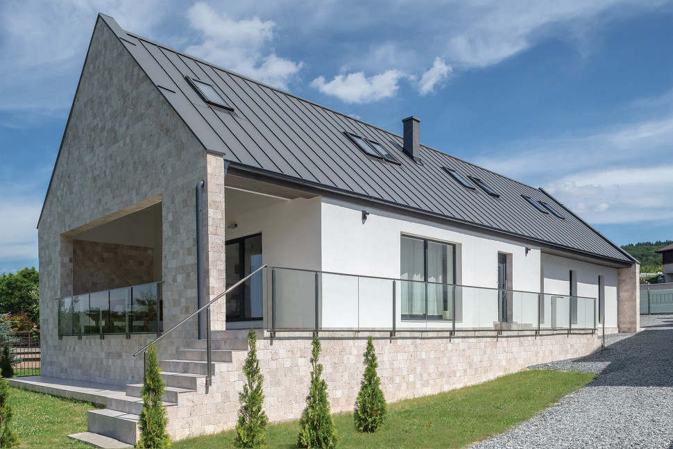 Panel dachowy na rąbek - dach dwuspadowy