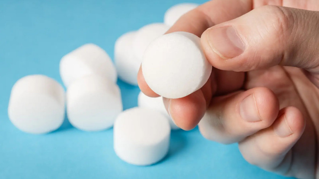 Twarda woda - ukryty wróg Twojego domu. Jak chronić sprzęt AGD i oszczędzać na detergentach?