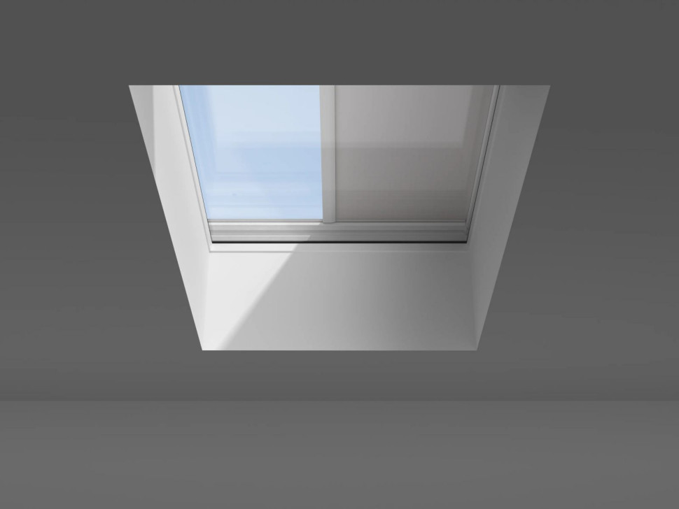 Dla kontroli klimatu i prywatności przewidziano akcesoria solarne: markizę przeciwsłoneczną oraz roletę zaciemniającą.